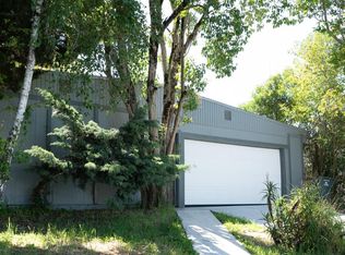 395 Bonnie Ave, Rohnert Park, CA 94928