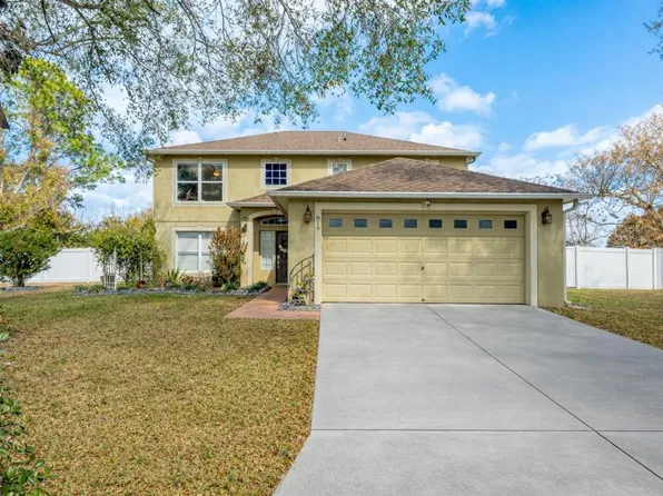 819 Sunset Cove Dr, Winter Haven, FL 33880