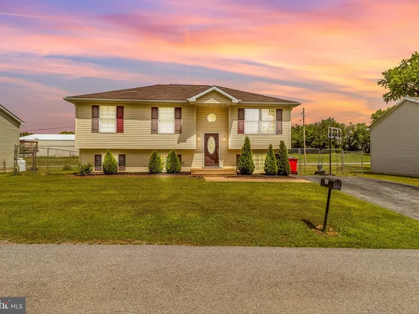 207 Preston Pl, Ranson, WV 25438