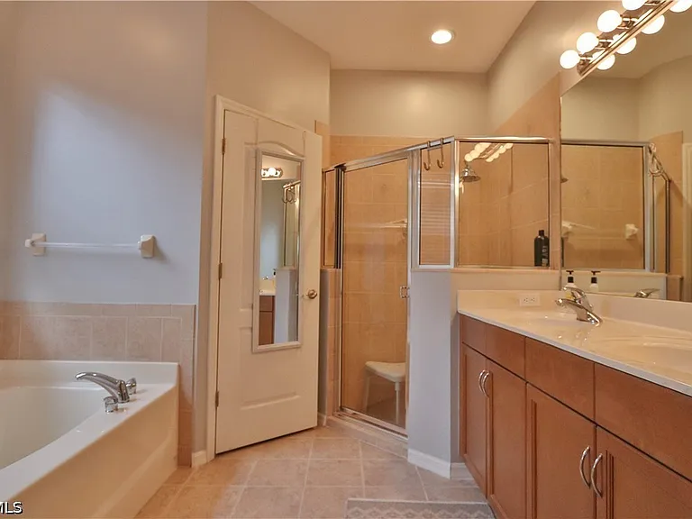 20510 Ardore Ln — Photo 19