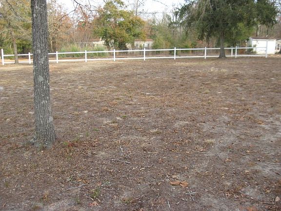 3rd image of 850 Manderson Cir