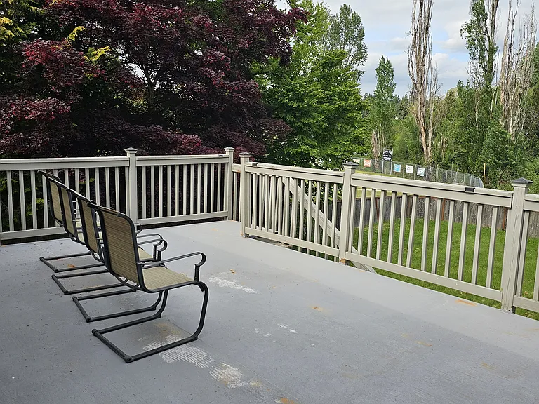 1020 151st Ave SE #1 — Photo 4