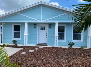 521 Marlyn Way, Madeira Beach, FL 33708