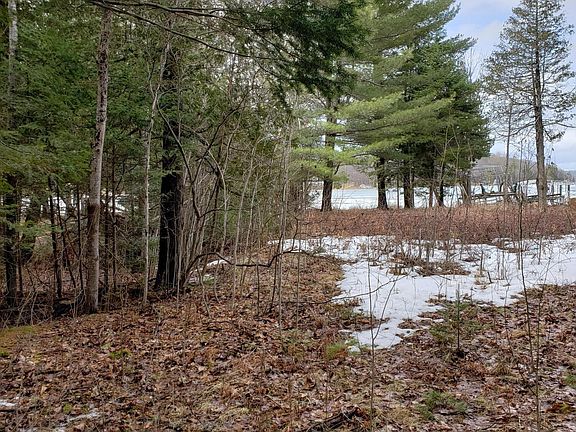 2nd image of 1170 Lynn Dr