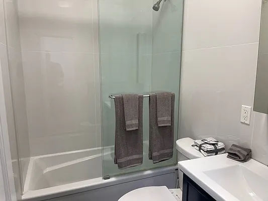 Rented by 18 REALTY | media 46