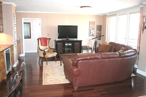 Rented by Thrasher Real Estate | media 42