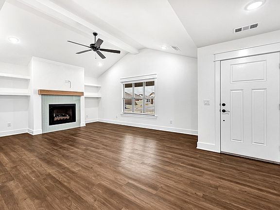 3rd image of 120 N Adler Ave