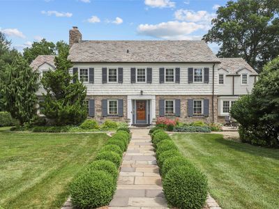 31 Colonial Road, White Plains, NY, 10605