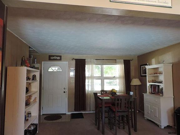 4th image of 1753 Pelham Dr