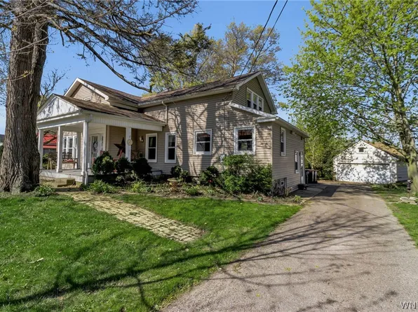 3045 Belknap Rd, Eden, NY 14057