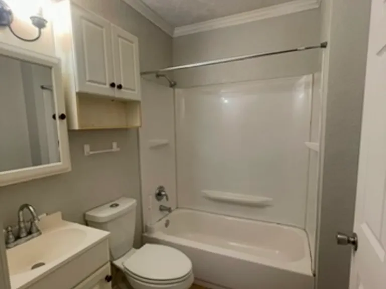 2052 N Robison Rd — Photo 5