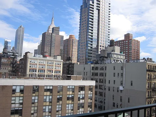 Rented by City Connections Realty | media 10