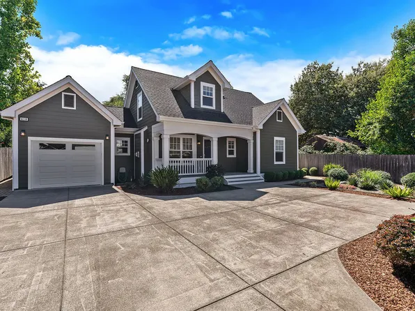 418 North St, Healdsburg, CA 95448
