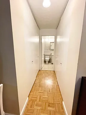 Rented by Tabak Real Estate | media 9