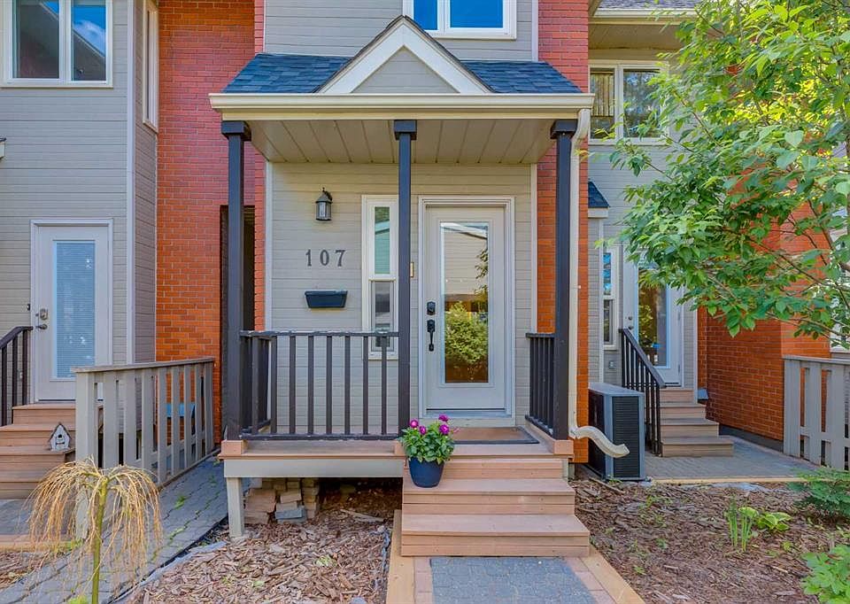 1st image of 107 9th St NW