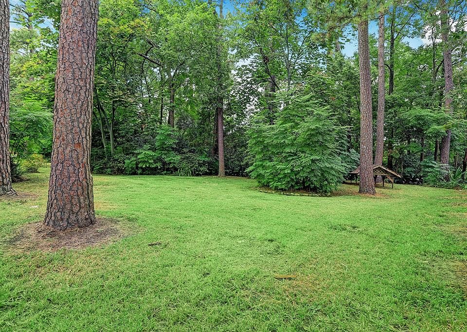 1st image of 3920 Brookwoods Dr