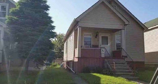 2nd image of 33 Perrin St