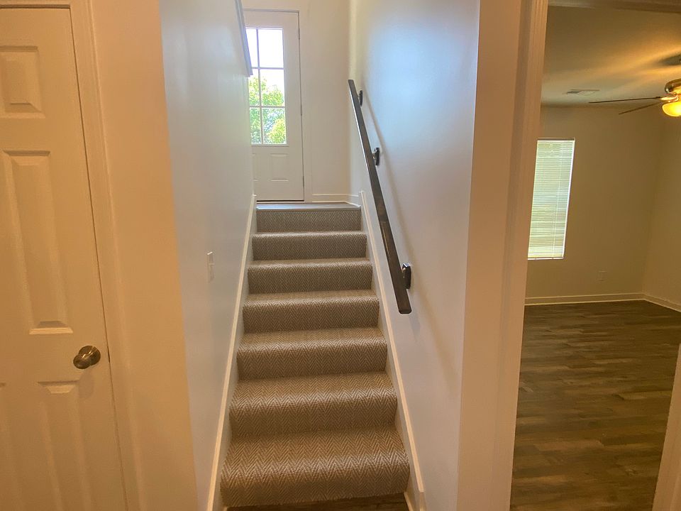 1st image of 630 Hillside Ave