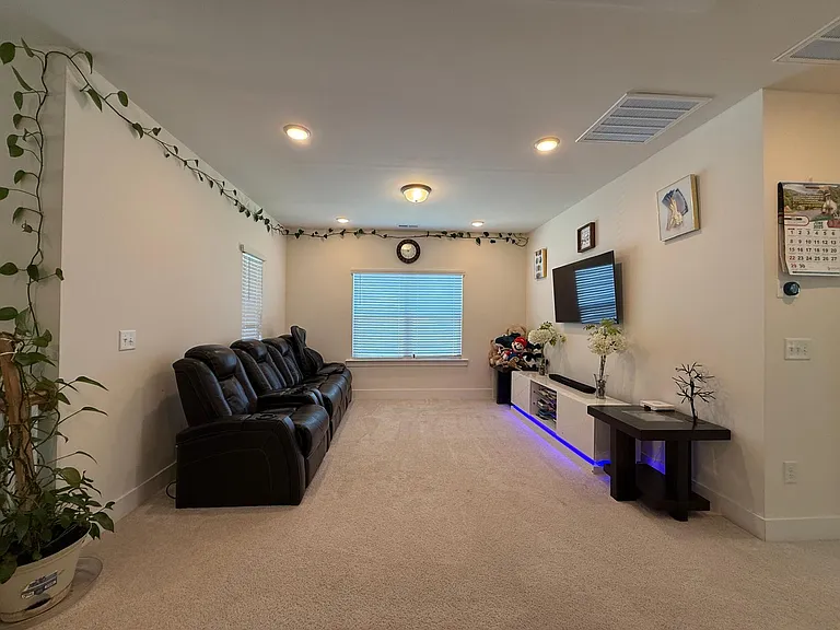 113 Gabbro Pl — Photo 59