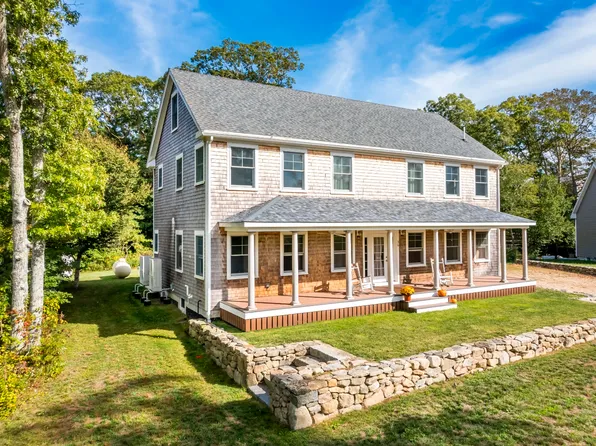 36 Ferro Way, Tisbury, MA 02568