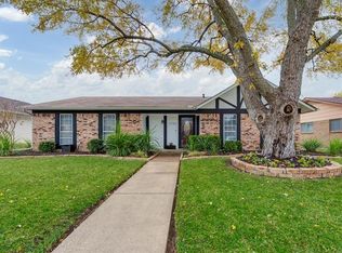 1722 Kingsbridge Dr, Garland, TX 75044