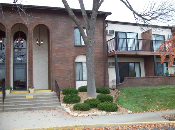 7320 York Ave S, Edina, MN