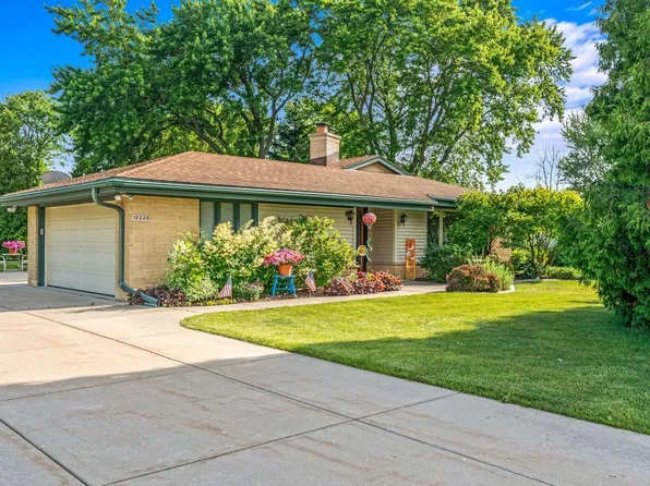 17225 Penbrook DRIVE, Brookfield, WI 53045