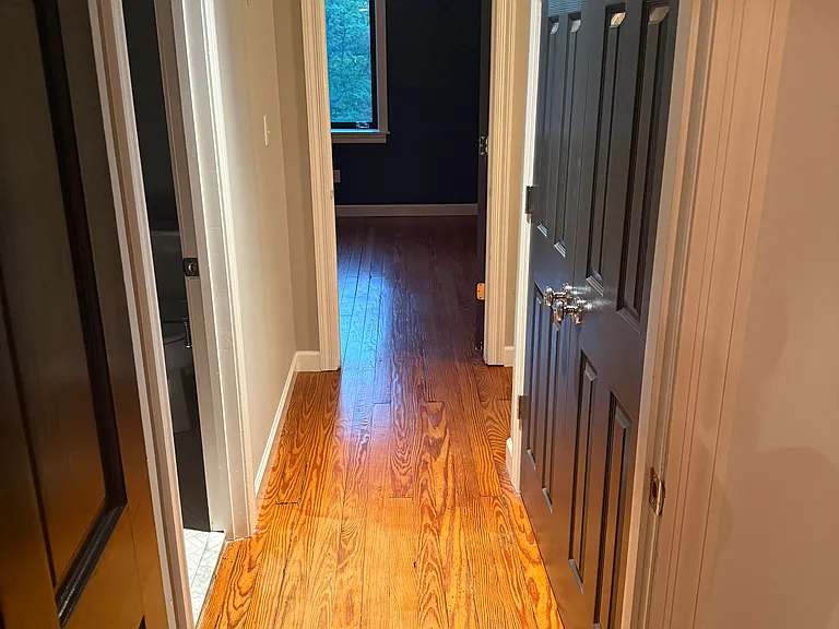 1137 Gilbert Ave — Photo 15
