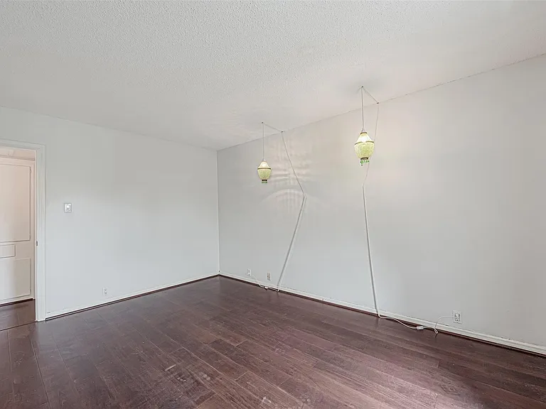 2601 Bellefontaine St #B309 — Photo 18