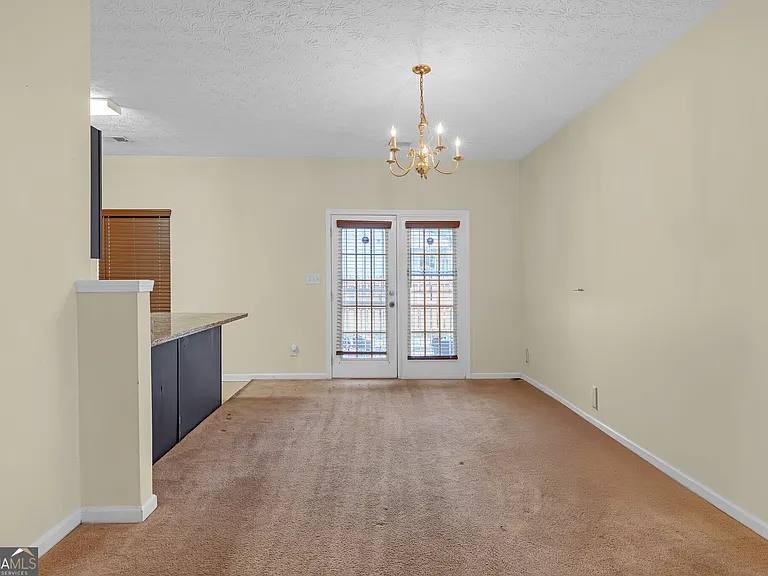 5475 Hampton Ct S — Photo 6