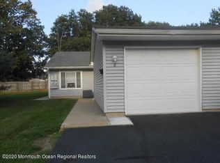 8 Lee Dr #901, Brick, NJ 08724