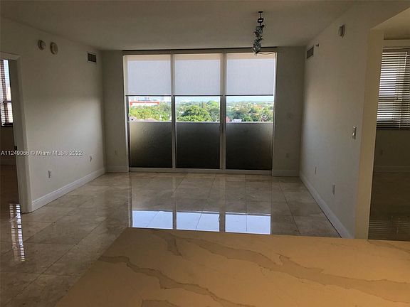 5th image of 3232 Coral Way APT 809