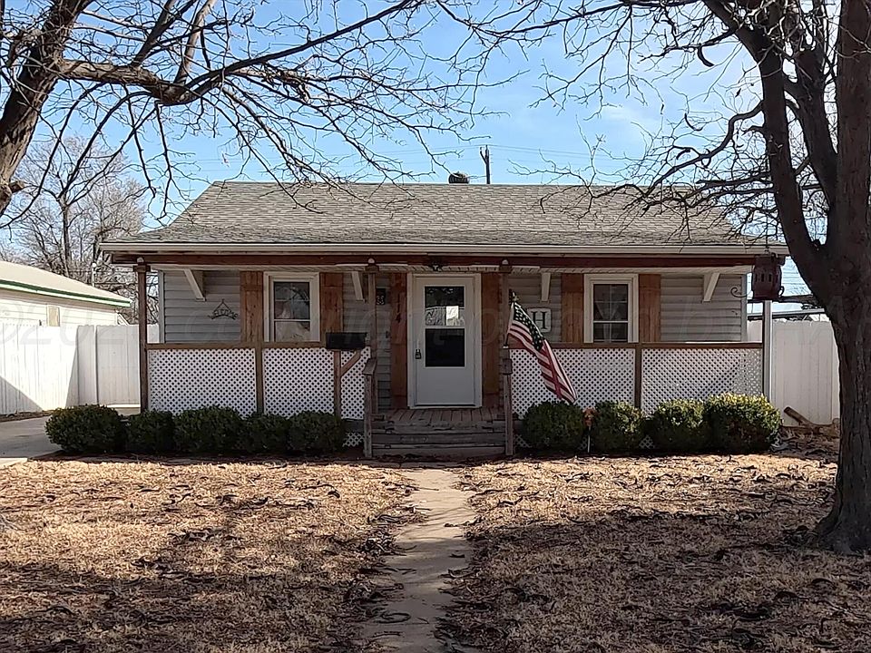1st image of 114 Pine Ave