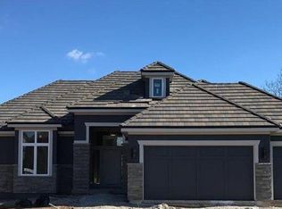 20006 W 89th St, Lenexa, KS 66220