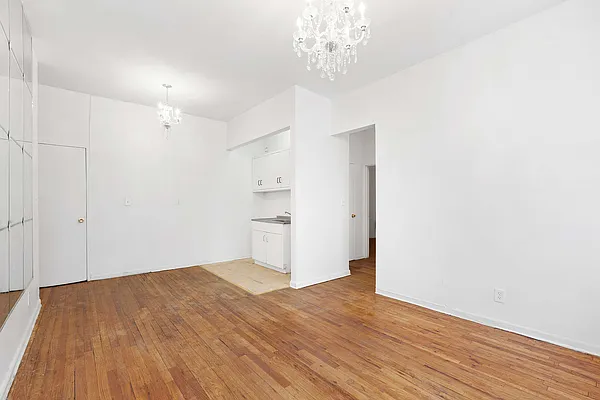 Sold by Compass | media 6