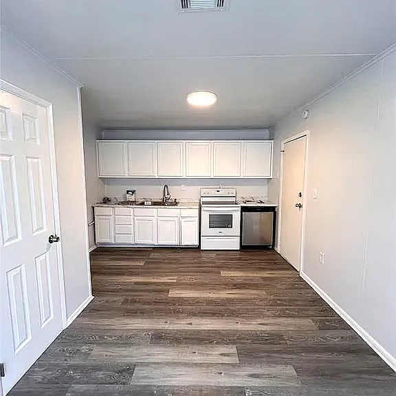 301 Winding Ln — Photo 2