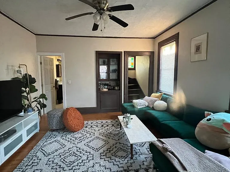 143 Stewart St — Photo 17
