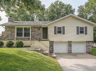 2408 SW South Ave, Blue Springs, MO 64015