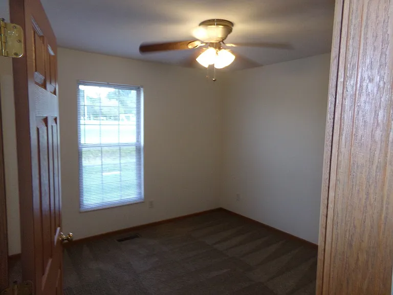 108 Brookside Dr — Photo 12