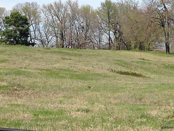 2nd image of 2150 County Road 1362