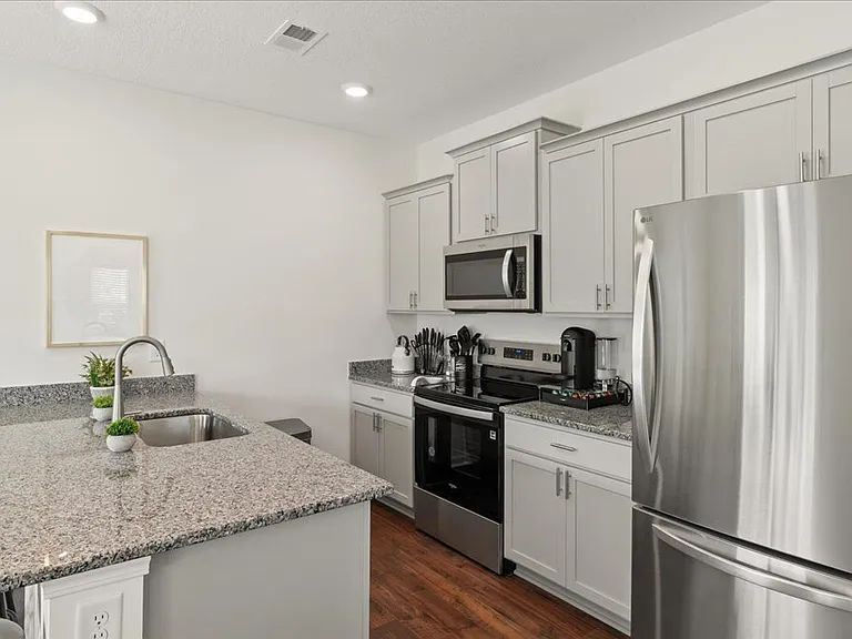 3416 Tyee Crossing Way #3416 — Photo 6