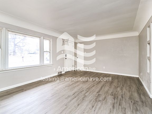 4-Living Room