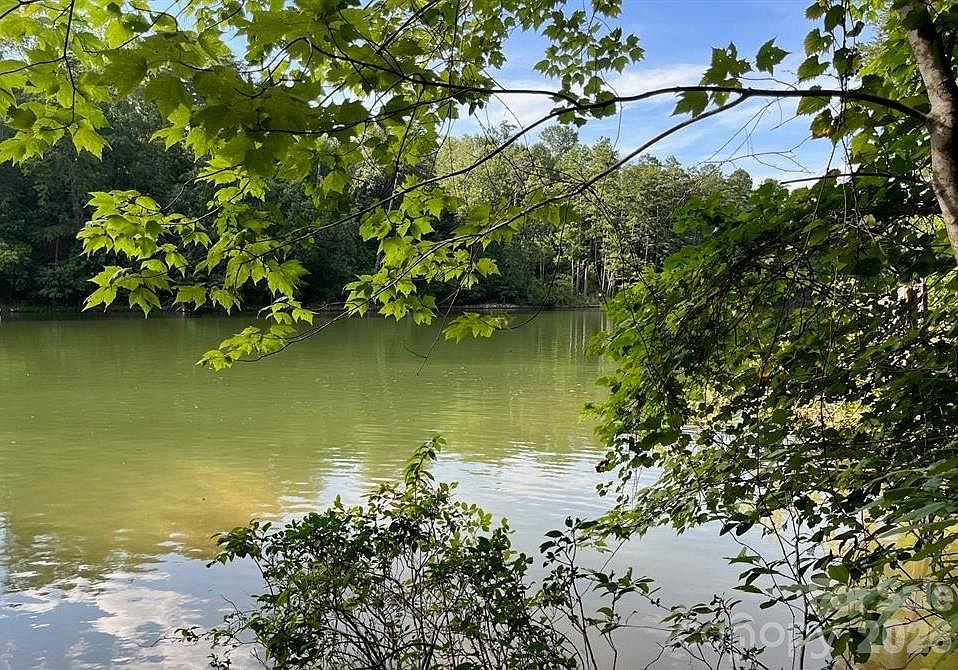 1st image of 0 Canoe Dr #44