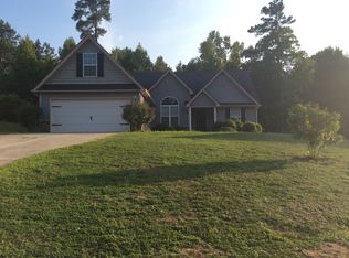 1637 Trey Ln, Winder, GA 30680