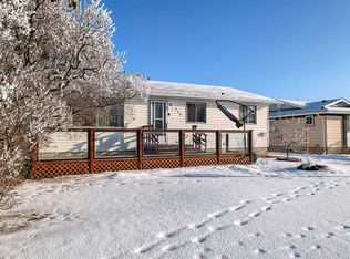 914 W 4th St SW, High River, AB T1V 1A7