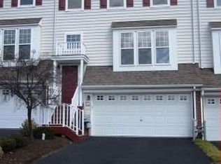 116 Tudor Ct, Malvern, PA 19355