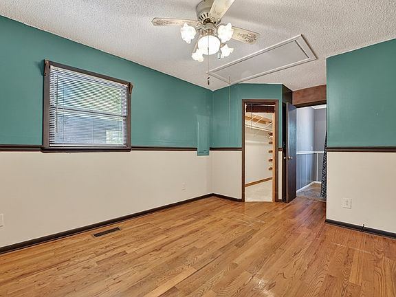 50th image of 111 Candlewood Ln