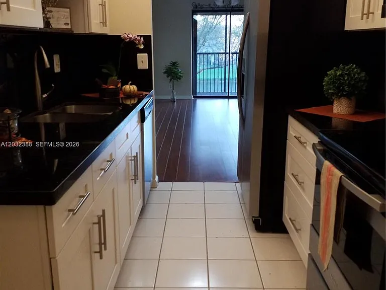 9982 Nob Hill Ct #9982 — Photo 9