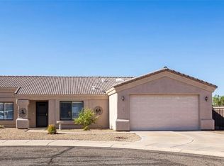 2384 E Saguaro Dr, Mohave Valley, AZ 86440