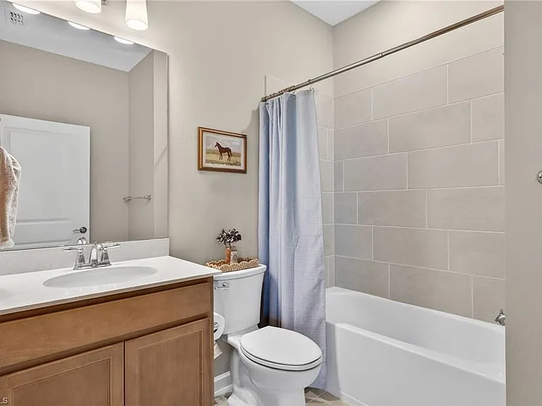 20548 Pebble Glen Dr — Photo 27